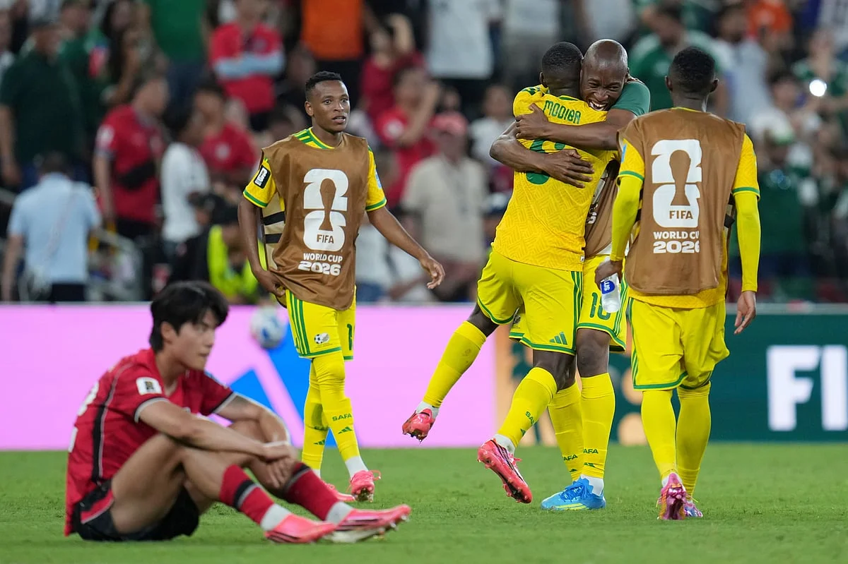 South Africa goalkeeper Ronwen Williams makes a crucial save against South Korea